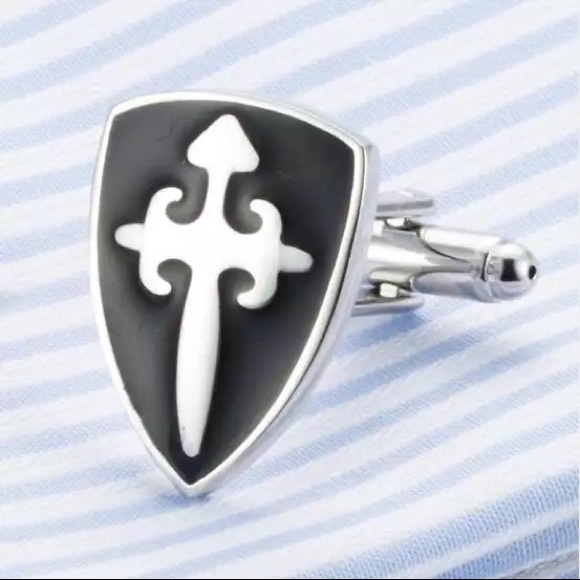 Black Knights Shield with Silver Cross Cufflinks - Picture 3 of 16